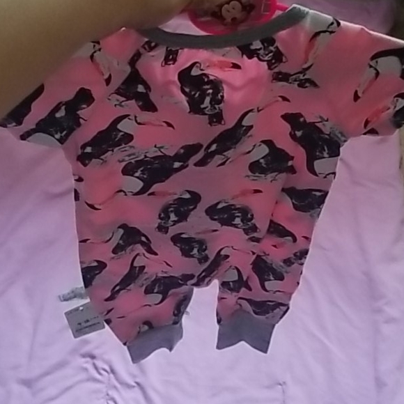 Penguin Baby Jumpsuit - Picture 6 of 6